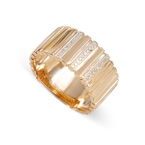 14K GOLD AND DIAMOND FLUTED RING