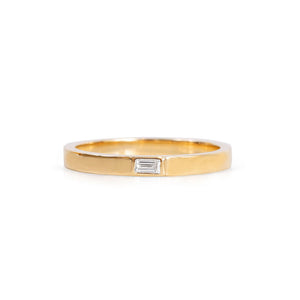 14K GOLD INSET BAGUETTE DIAMOND RING