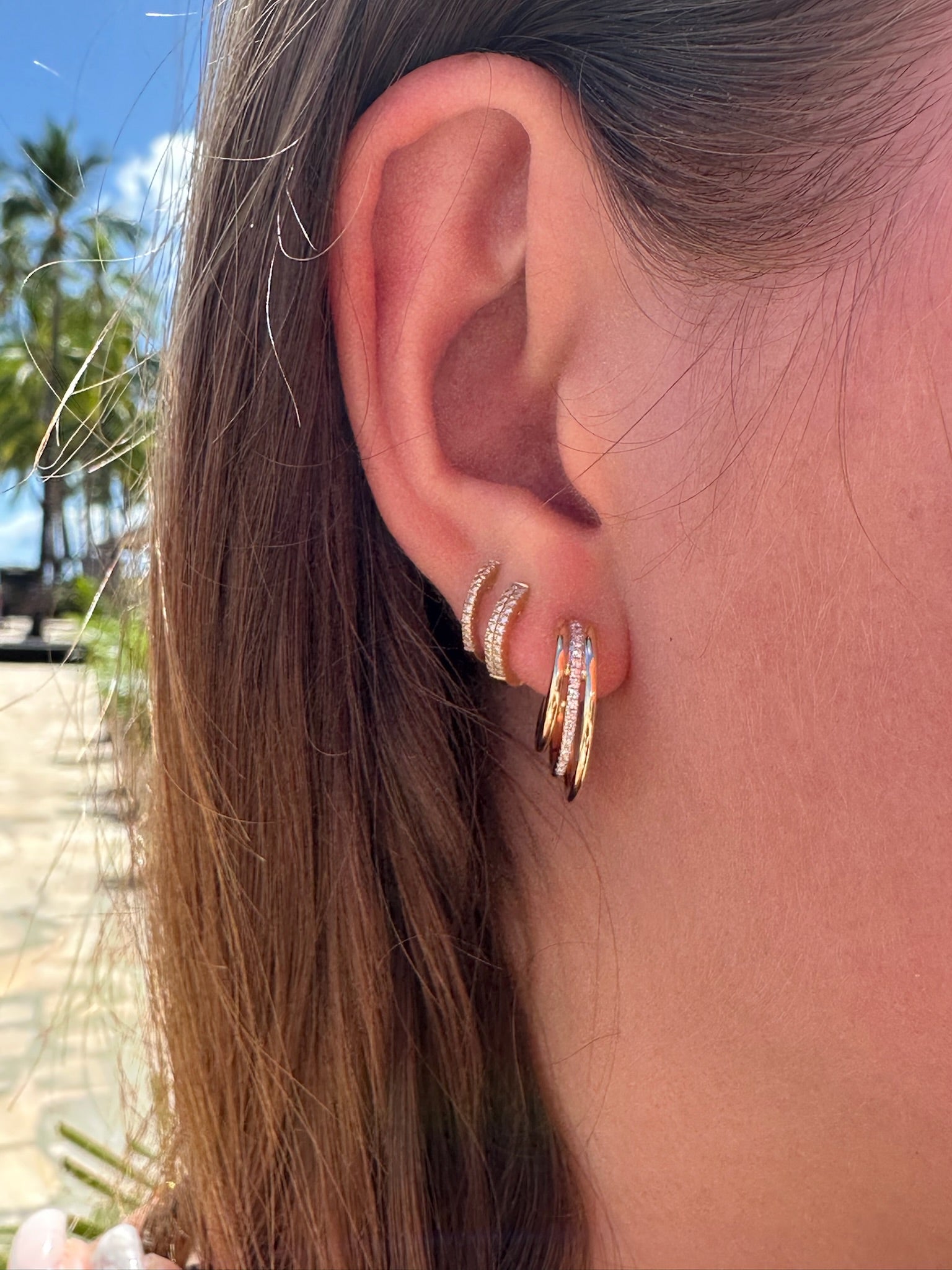 14K GOLD DOUBLE ROW DIAMOND HUGGIES