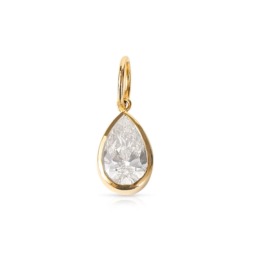LAB DIAMOND PEAR SHAPED PENDANT