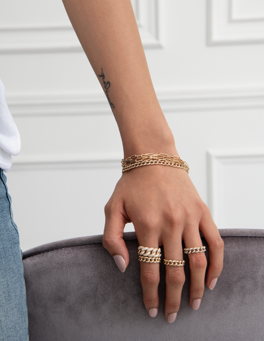 14K GOLD PAPERCLIP CHAIN BRACELET
Paperclip Chain Bracelet
Paperclip Link Bracelet
14K Gold Paperclip Chain Bracelet
Luxury Paperclip Chain Bracelet
Designer Paperclip Bracelet
Paperclip bracelet
Chain bracelet
Gold bracelet
Designer bracelet
Link bracelet
Minimalist bracelet
Fine jewelry
Layering bracelet
Trendy bracelet
Handcrafted Paperclip Chain Bracelet
Elegant Paperclip Link Bracelet
Timeless Paperclip Chain Bracelet
Stylish Paperclip Chain Bracelet for Everyday Wear
Minimalist Paperclip Chain