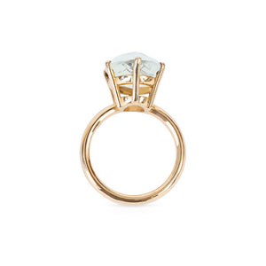 LIGHT GREEN QUARTZ CANDY COCKTAIL RING