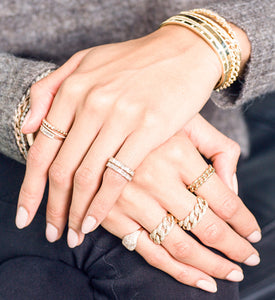DIAMOND CUSHION STYLE SIGNET RING