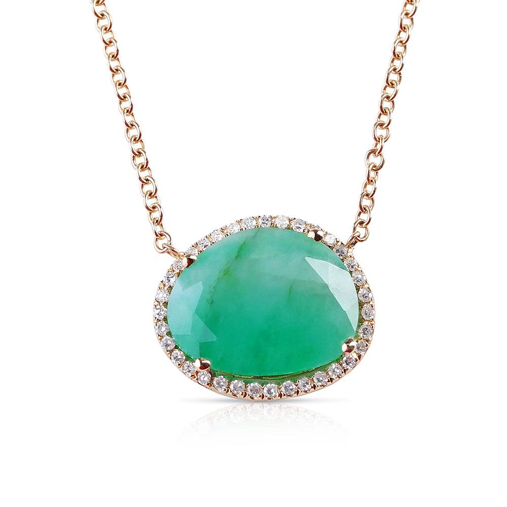 EMERALD AND DIAMOND PENDANT NECKLACE