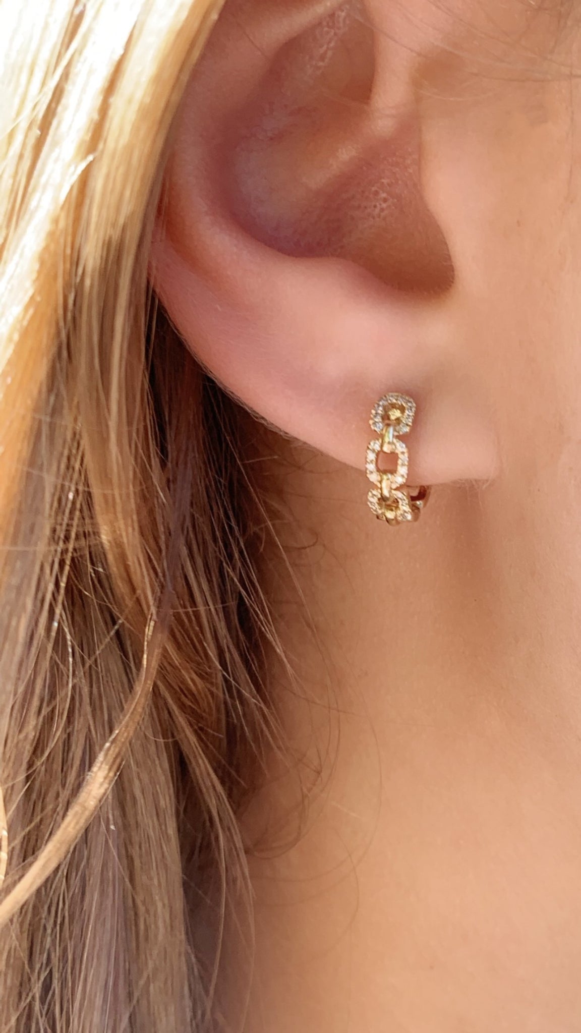 14K CHAIN LINK DIAMOND HOOP EARRINGS