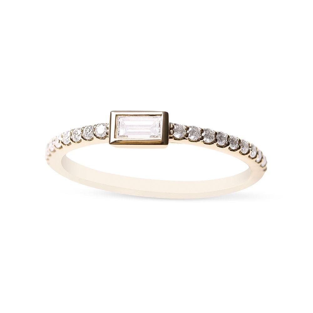BEZEL SET BAGUETTE DIAMOND RING WITH DIAMOND DETAILING ON BAND