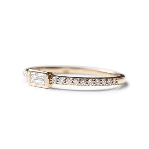 BEZEL SET BAGUETTE DIAMOND  RING